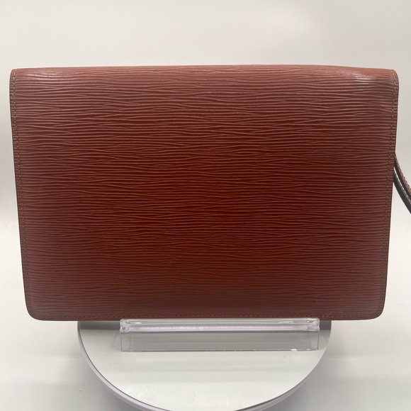 Louis Vuitton Epi Dragonne clutch Kenya brown EUC - Picture 3 of 16